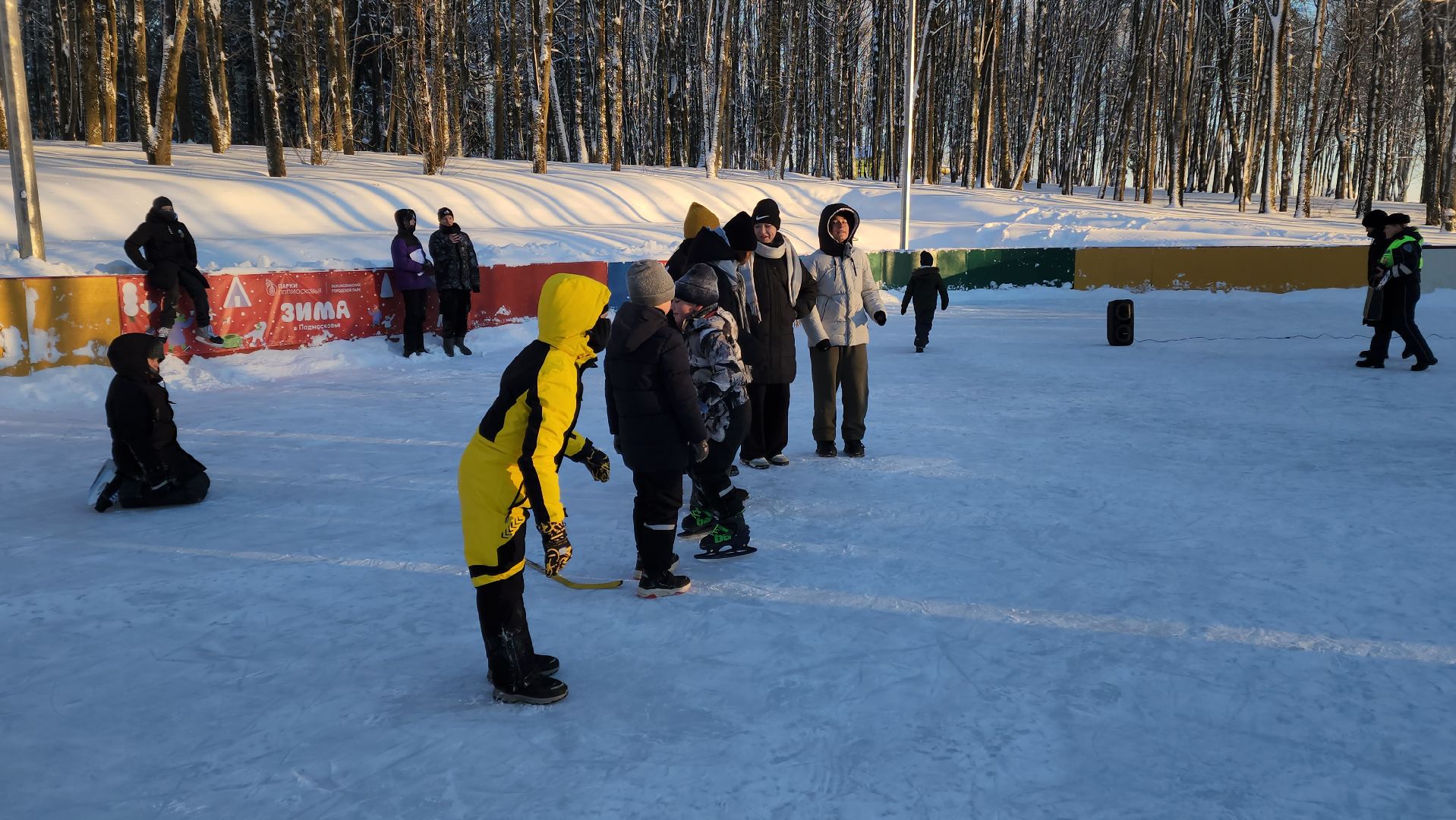 Волоколамск, парк, парки подмосковья, зима в подмосковье, дискотека, мандарины, дети, детская музыка,