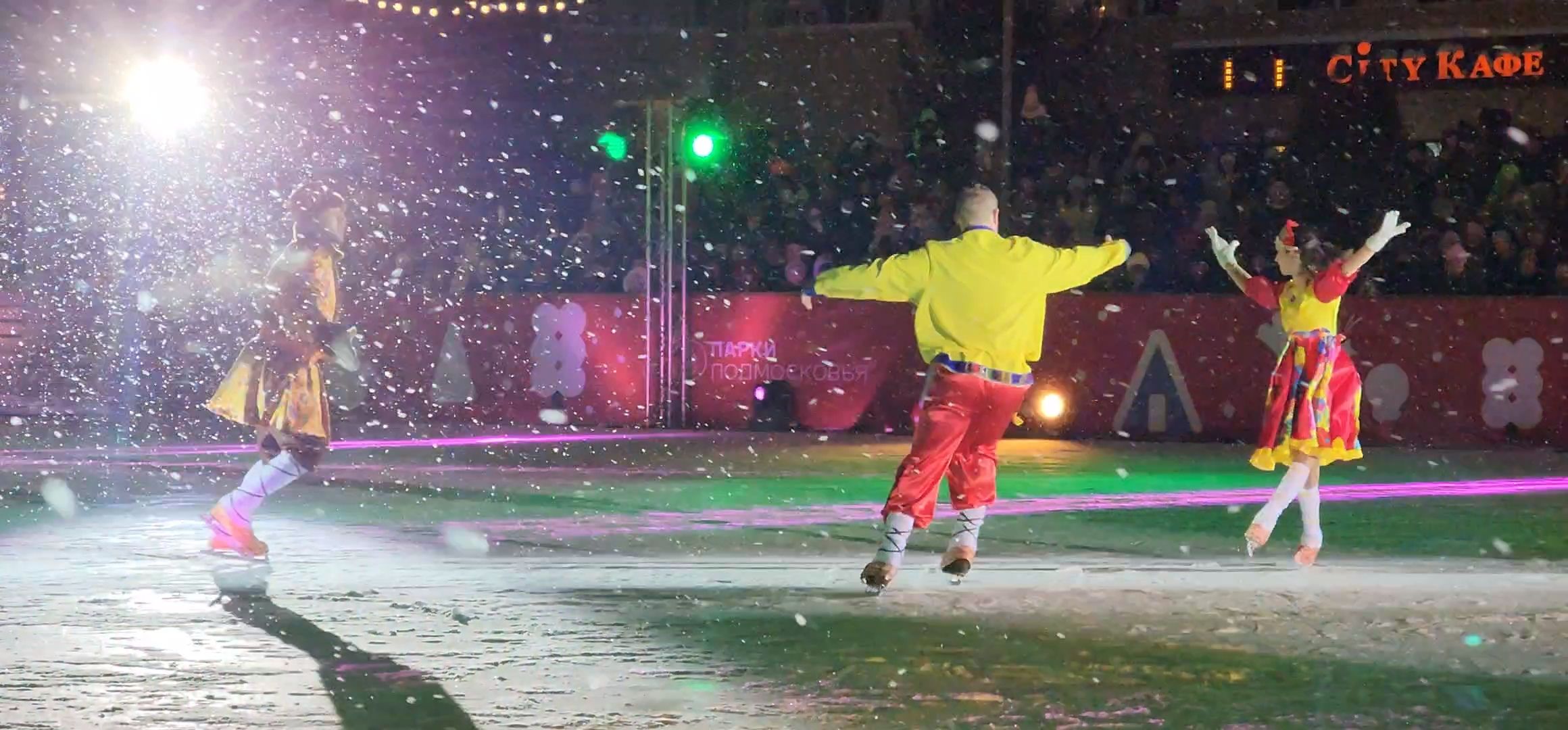 Коломна, зима в подмосковье, ледовое шоу, каток,