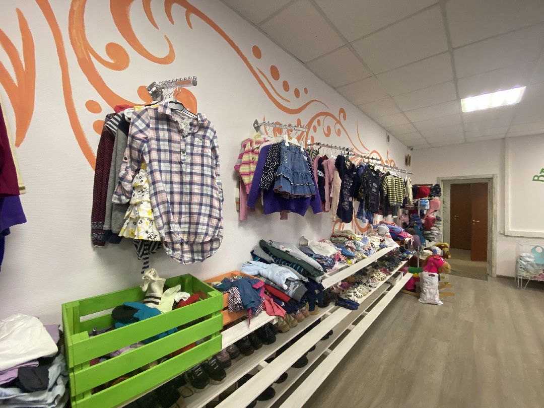 Краснознаменск, благотворительный проект, Добрый шкаф, помощь, Мария Волошина, Олег Рожнов