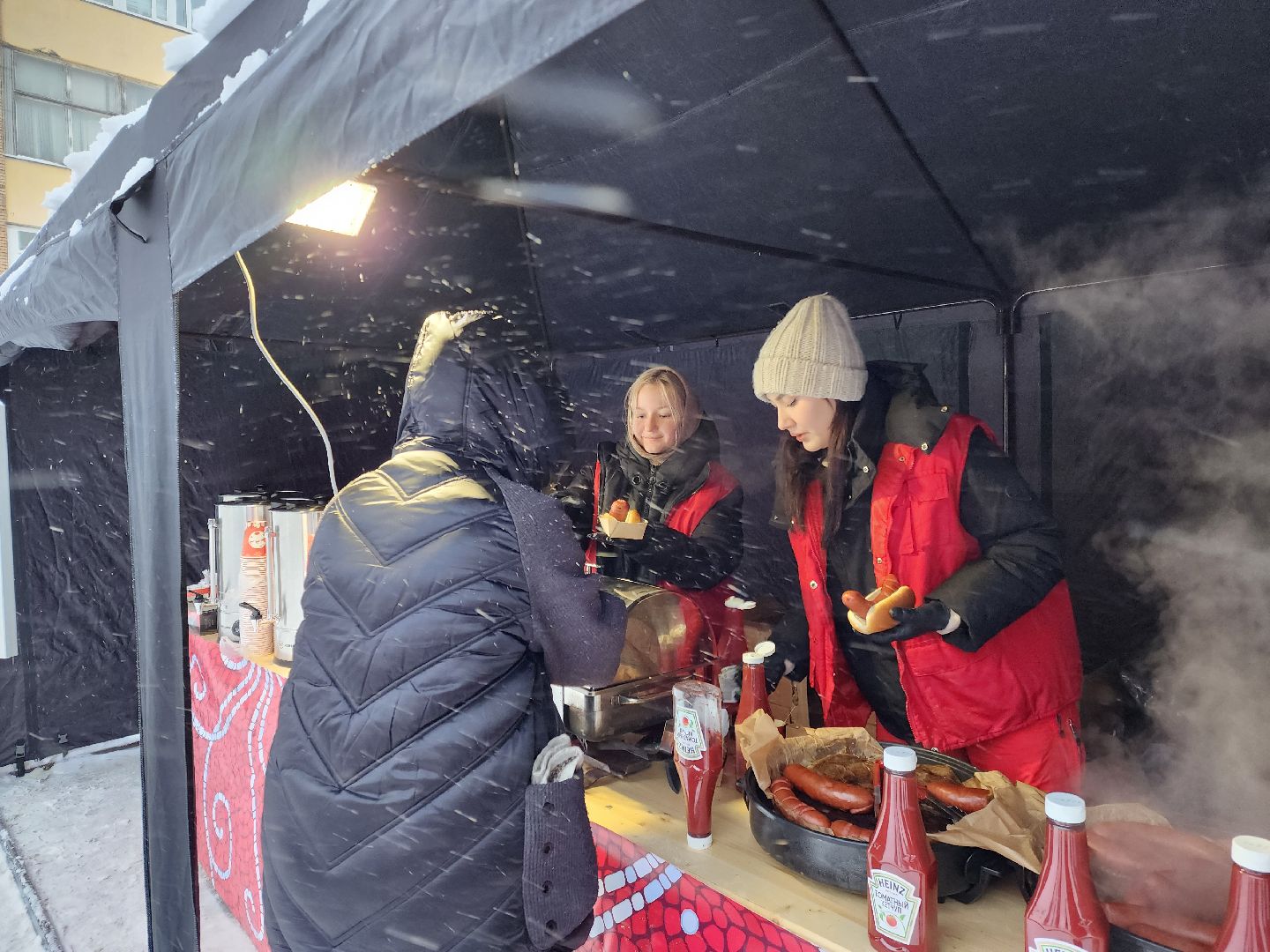 подольск, волонтеры, помощь, фудтраки,