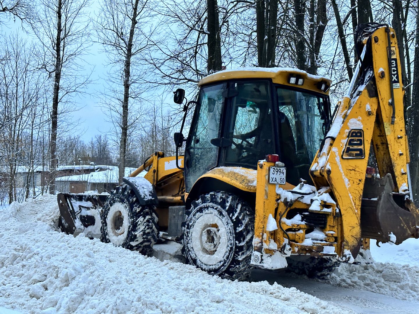 уборка дворов, жкх подмосковье, наро-фоминск, уборка снега,