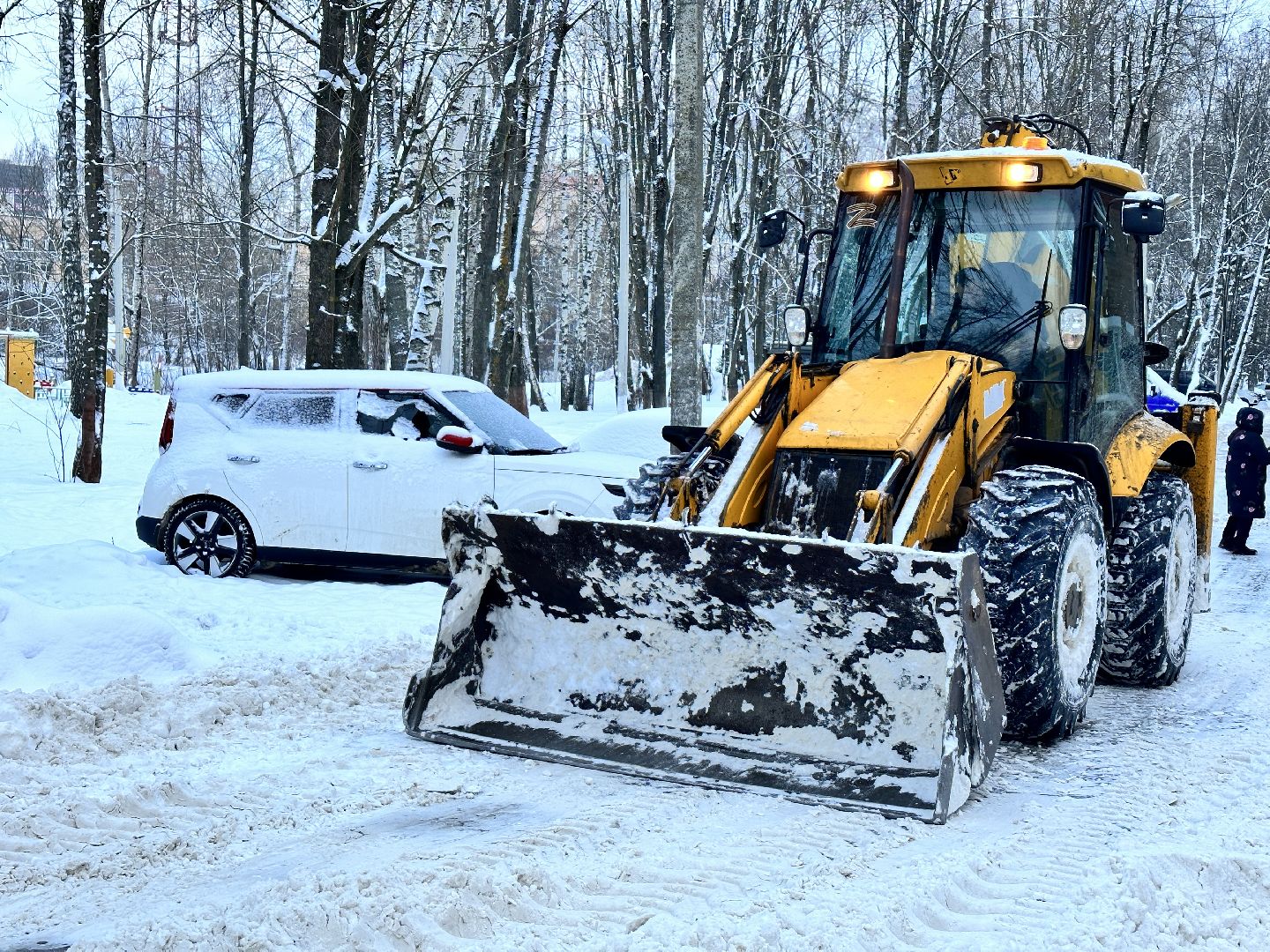 уборка дворов, жкх подмосковье, наро-фоминск, уборка снега,