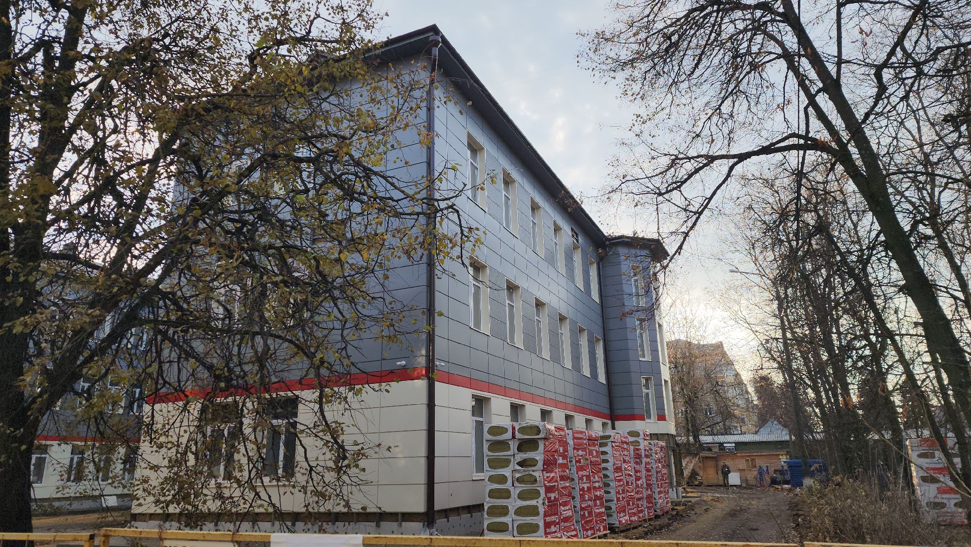 взрослая поликлиника, Жуковская ОКБ, капитальный ремонт, Аубакиров, Семенов,