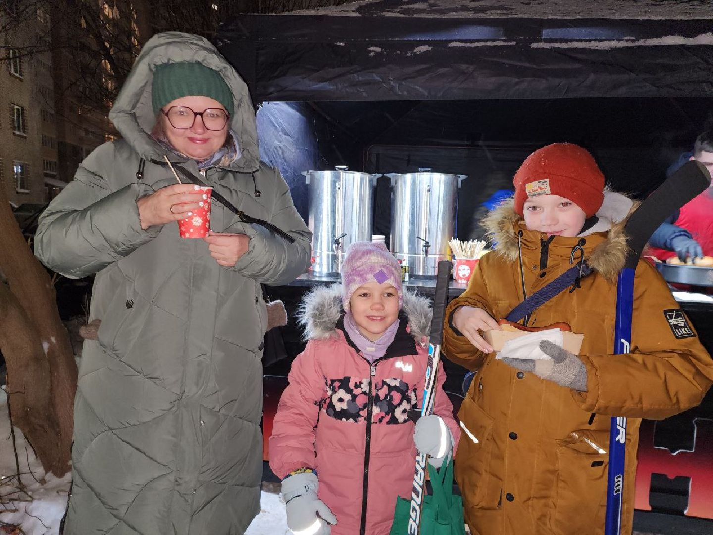 подольск, подмосковье, жители, фудтраки, еда, бесплатное питание, общество, городской округ подольск,