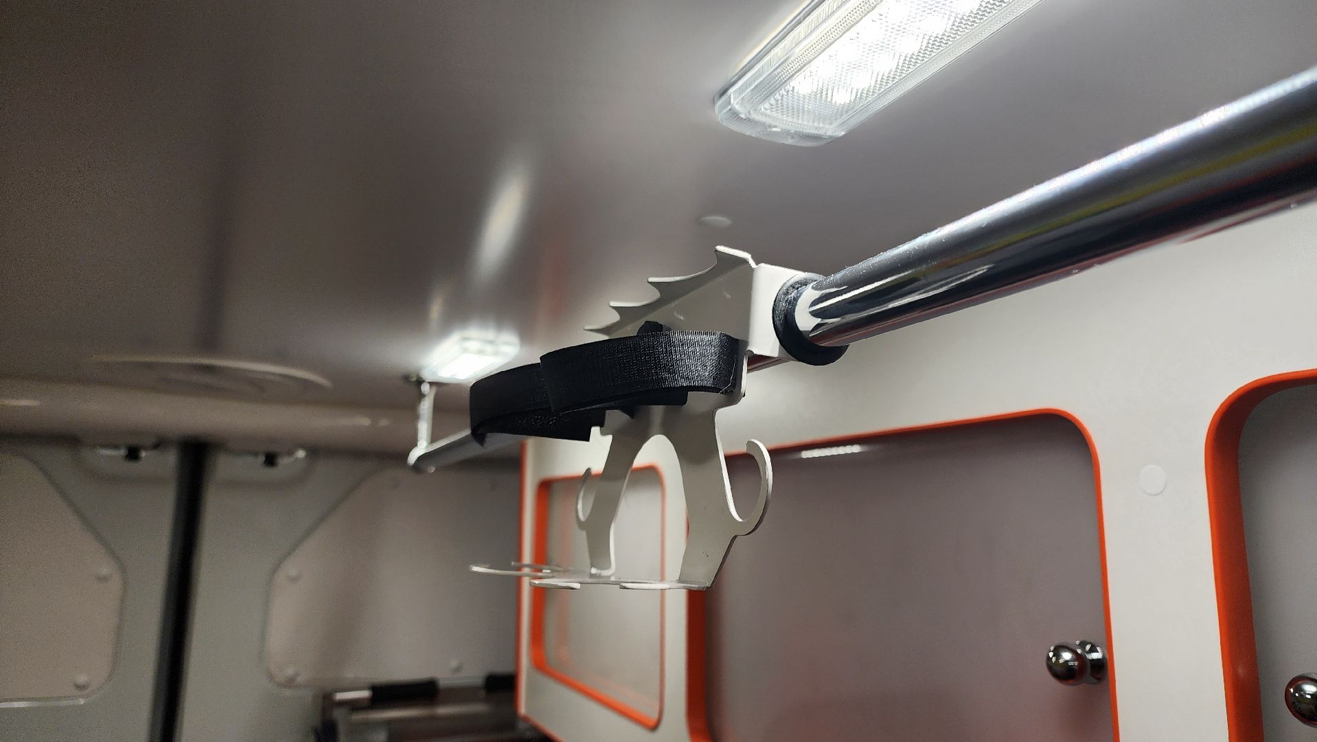 кашира, скорая помощь, новая машина, газель, обновление автопарка, пневматическая подвеска, ивл, дефибриллятор,