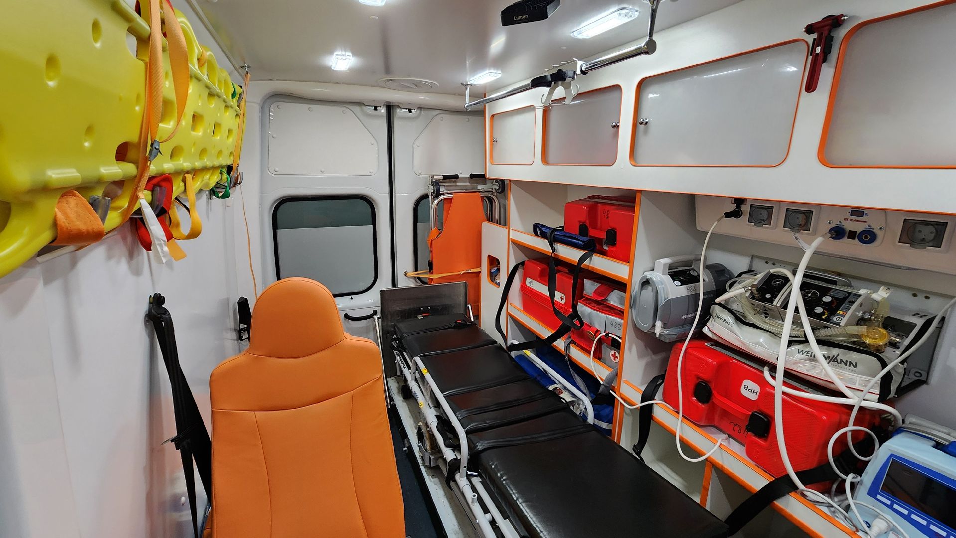 кашира, скорая помощь, новая машина, газель, обновление автопарка, пневматическая подвеска, ивл, дефибриллятор,