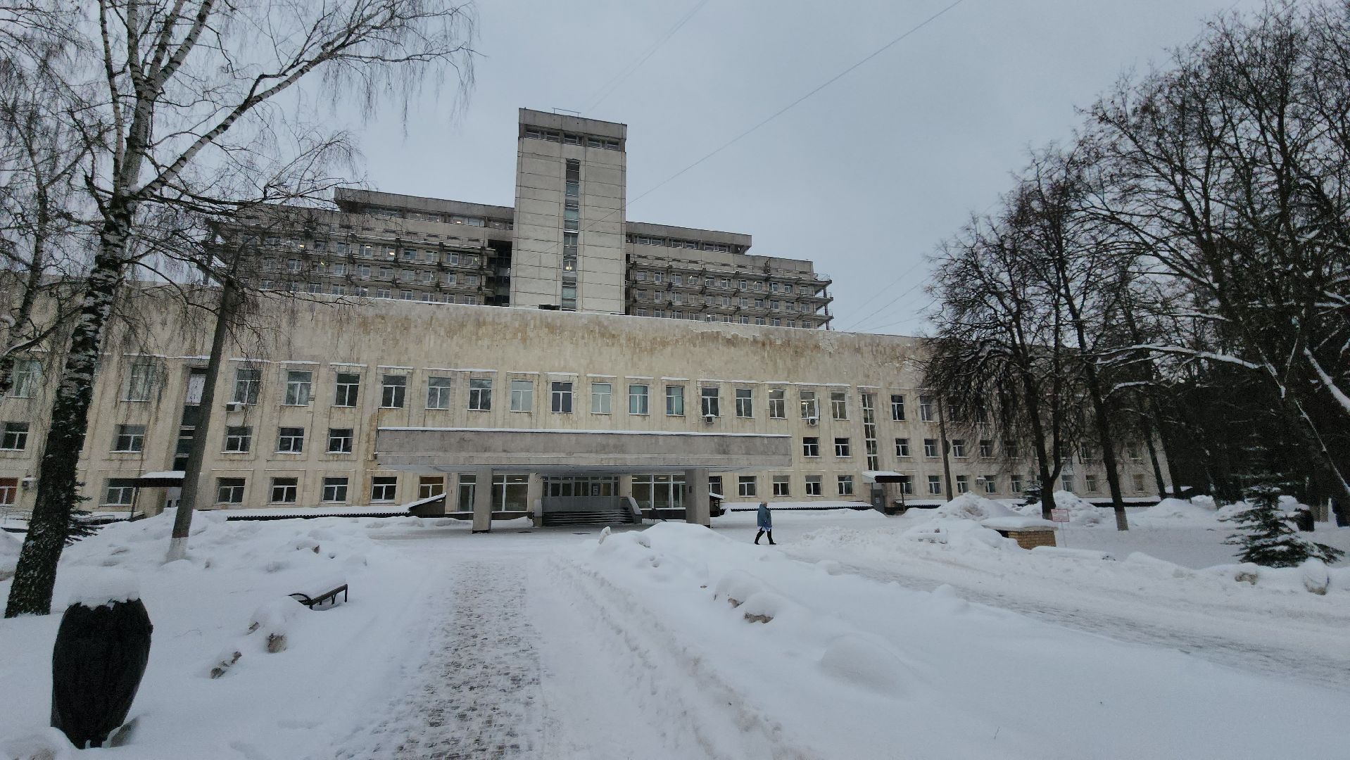 Приведи друга, Жуковская ОКБ, акция, выплата, 40 тысяч рублей, Семенов, специалист, медик,