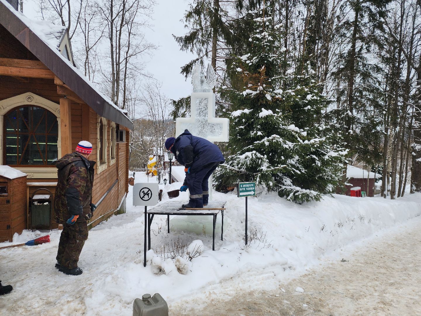 Звенигород, Православие, Крещенские купания,