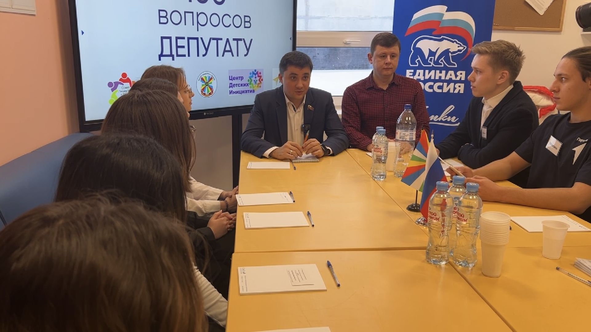 химки, образование, школьники, дети, депутат, встреча с жителями,