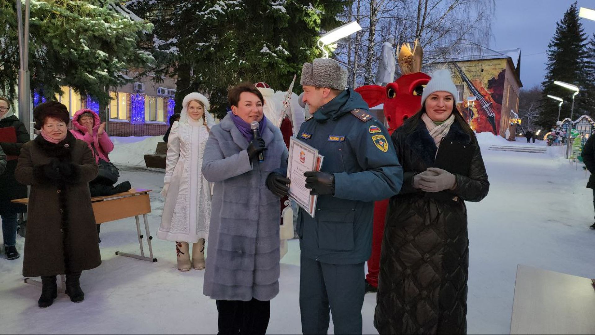 можайск, можайский городской округ, подмосковье, фестиваль, креативные елки, конкурс, жители,