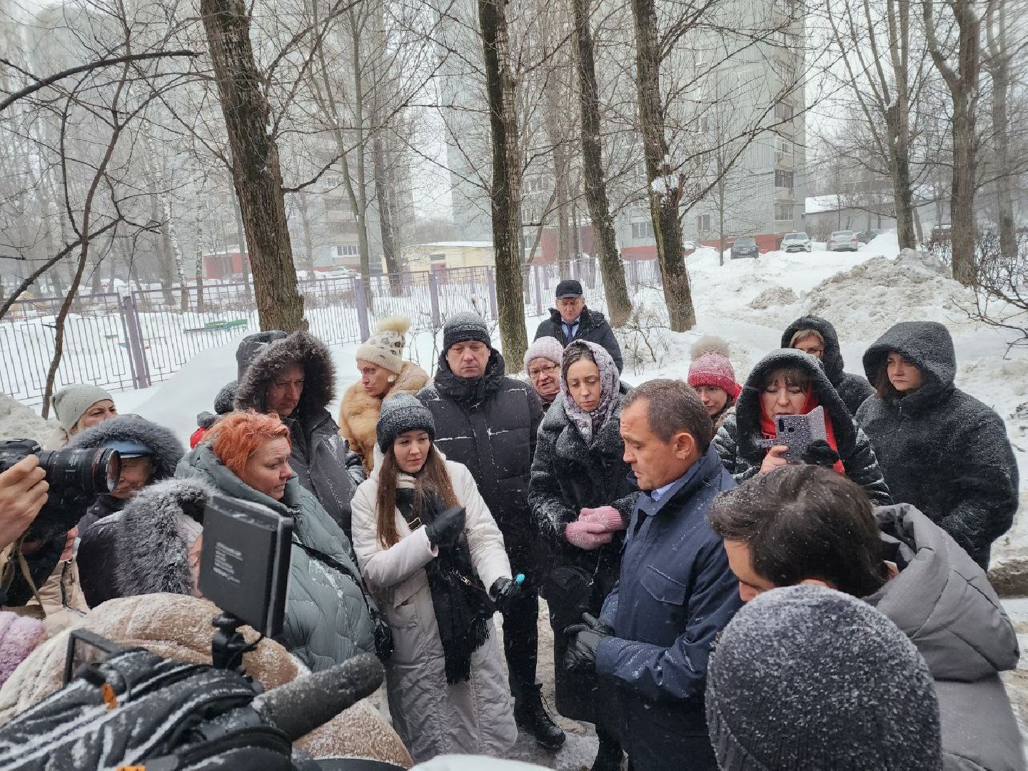 Реутов, встреча с главой, ЖКХ, проблемы, вопрос-ответ, выездная администрация,