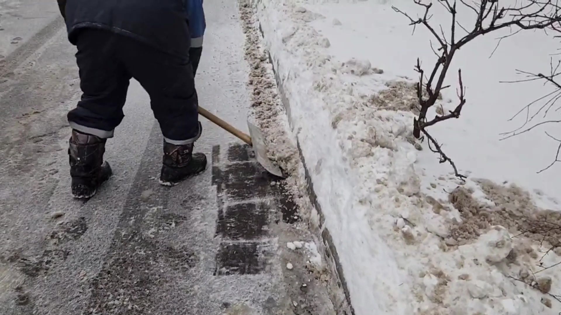 Реутов, снегопад, очистка дорог, борьба со снегом, циклон, ветер, вьюга, заметает,