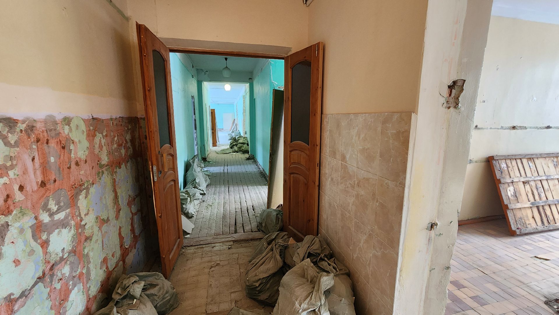 кашира, ожерелье, школа 10, капремонт школы, демонтажные работы,