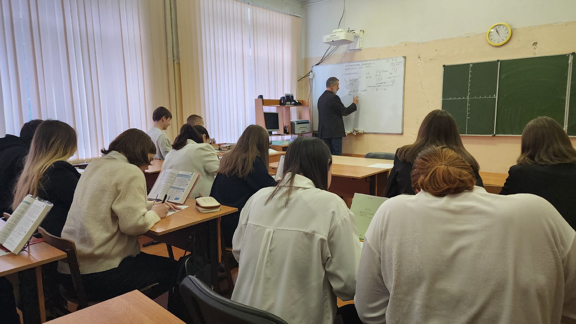 кашира, ожерелье, школа 10, капремонт школы, демонтажные работы,