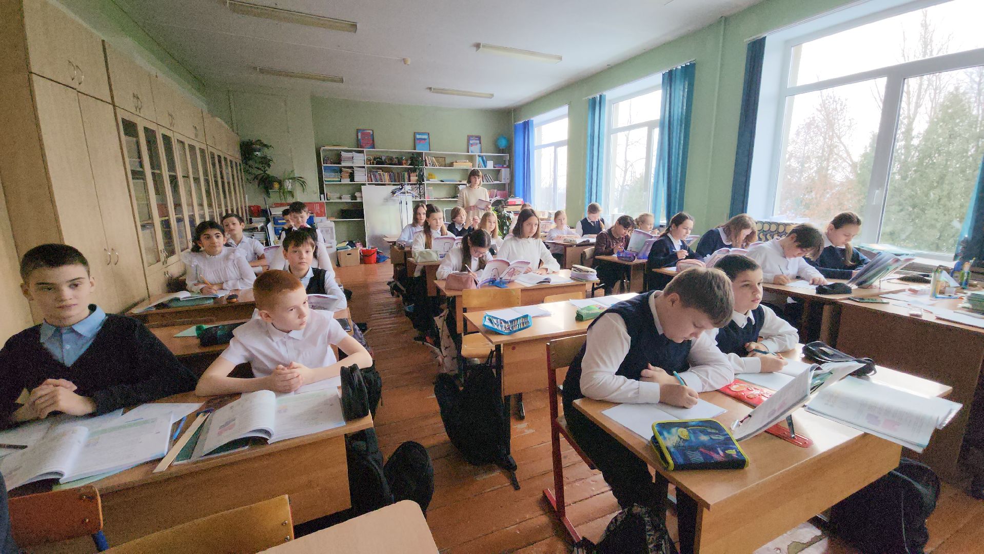 кашира, ожерелье, школа 10, капремонт школы, демонтажные работы,