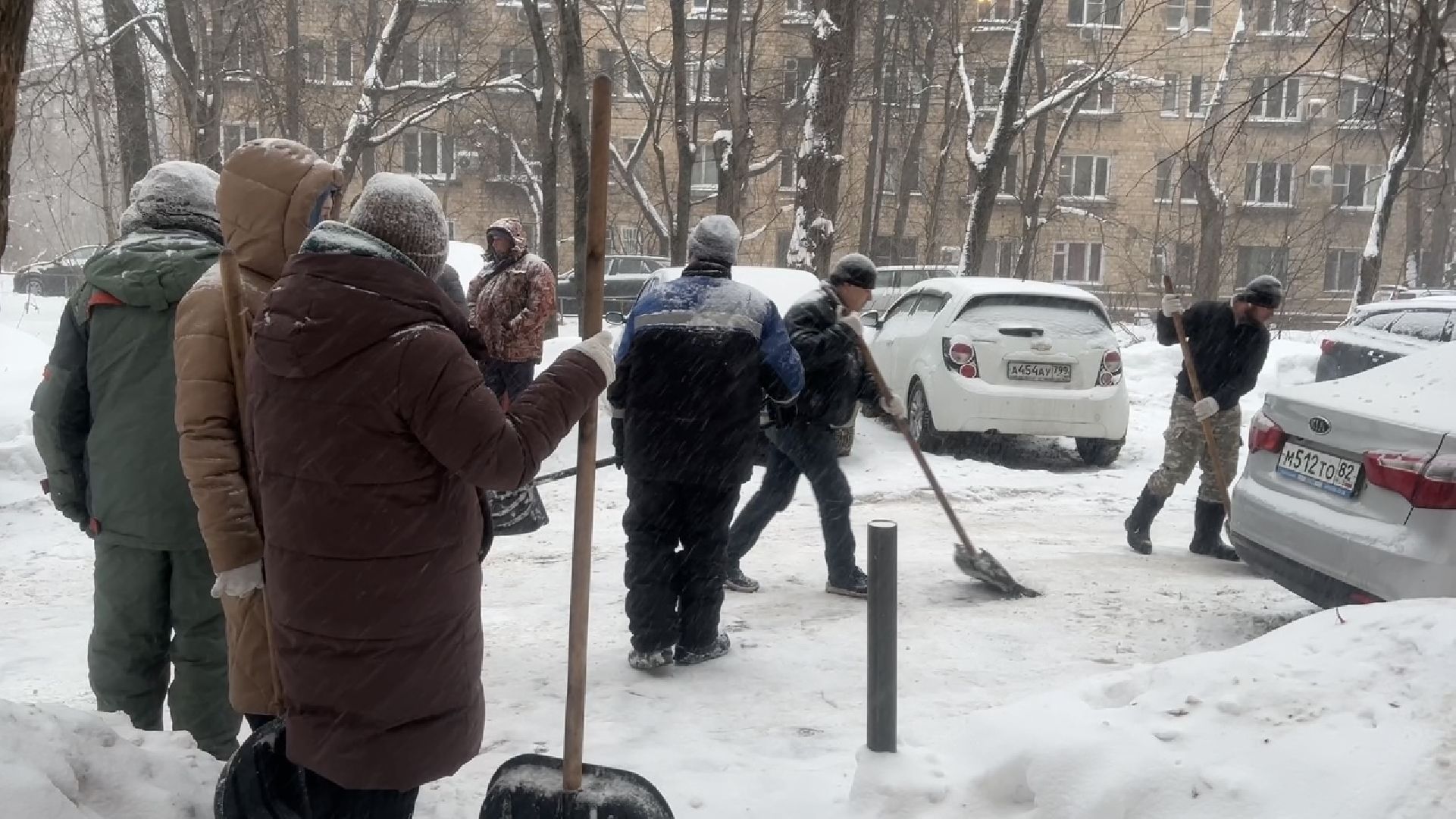 химки, снегопад, уборка снега,