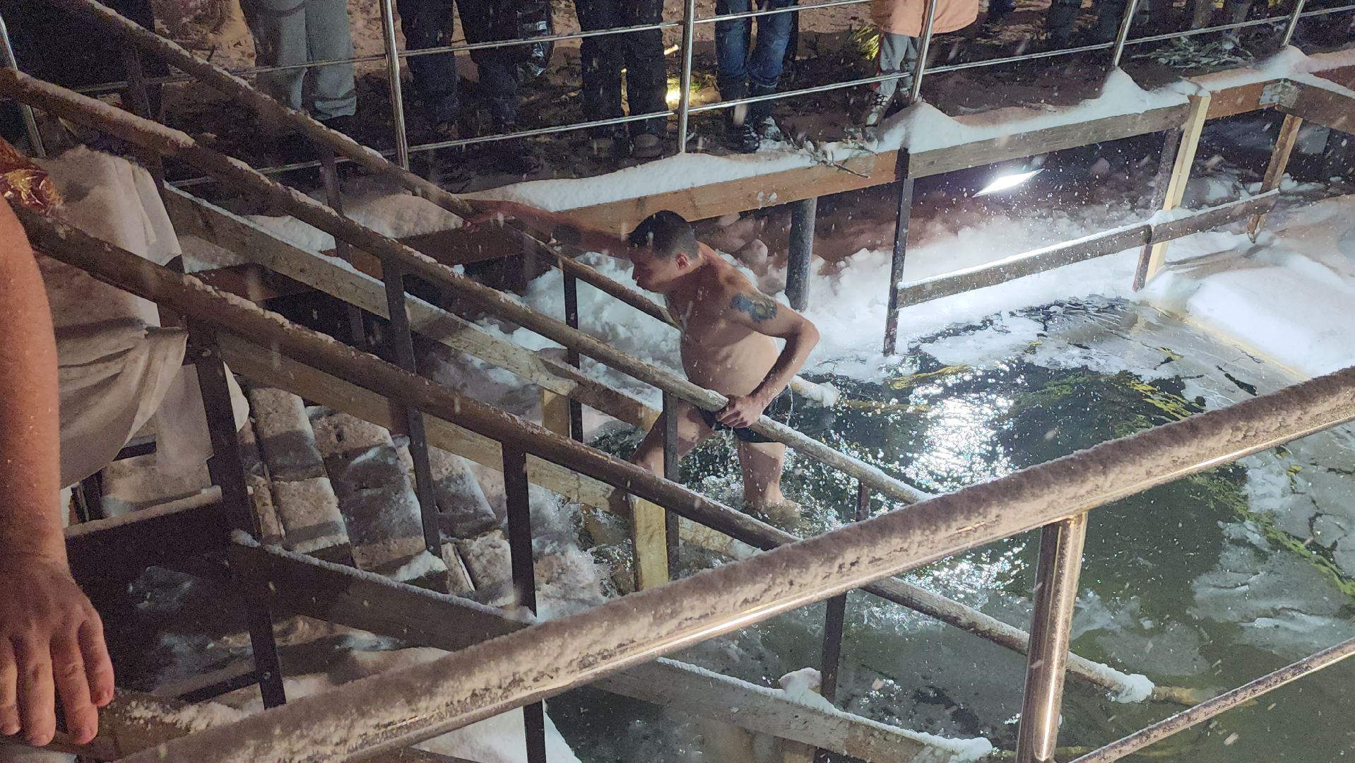 серпухов, крещенские купания, ногинский пруд, иордань, благочинный,