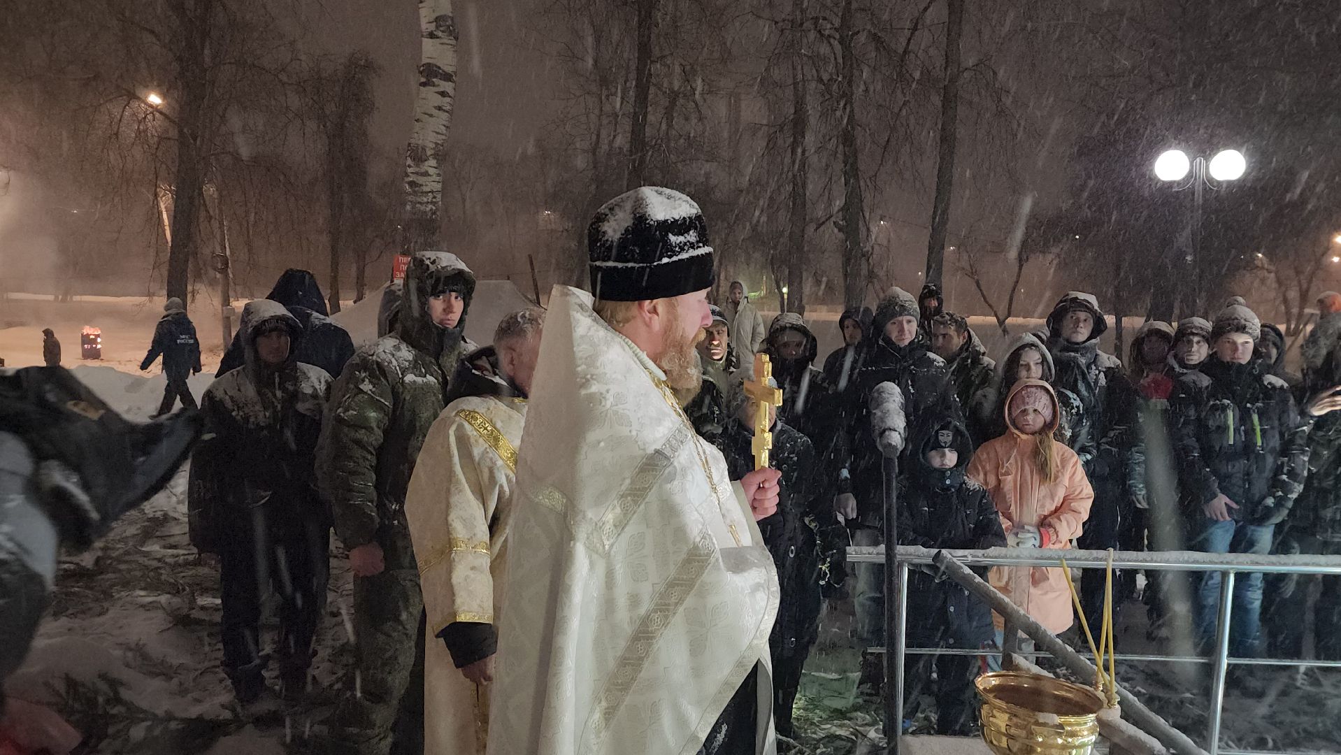 серпухов, крещенские купания, ногинский пруд, иордань, благочинный,