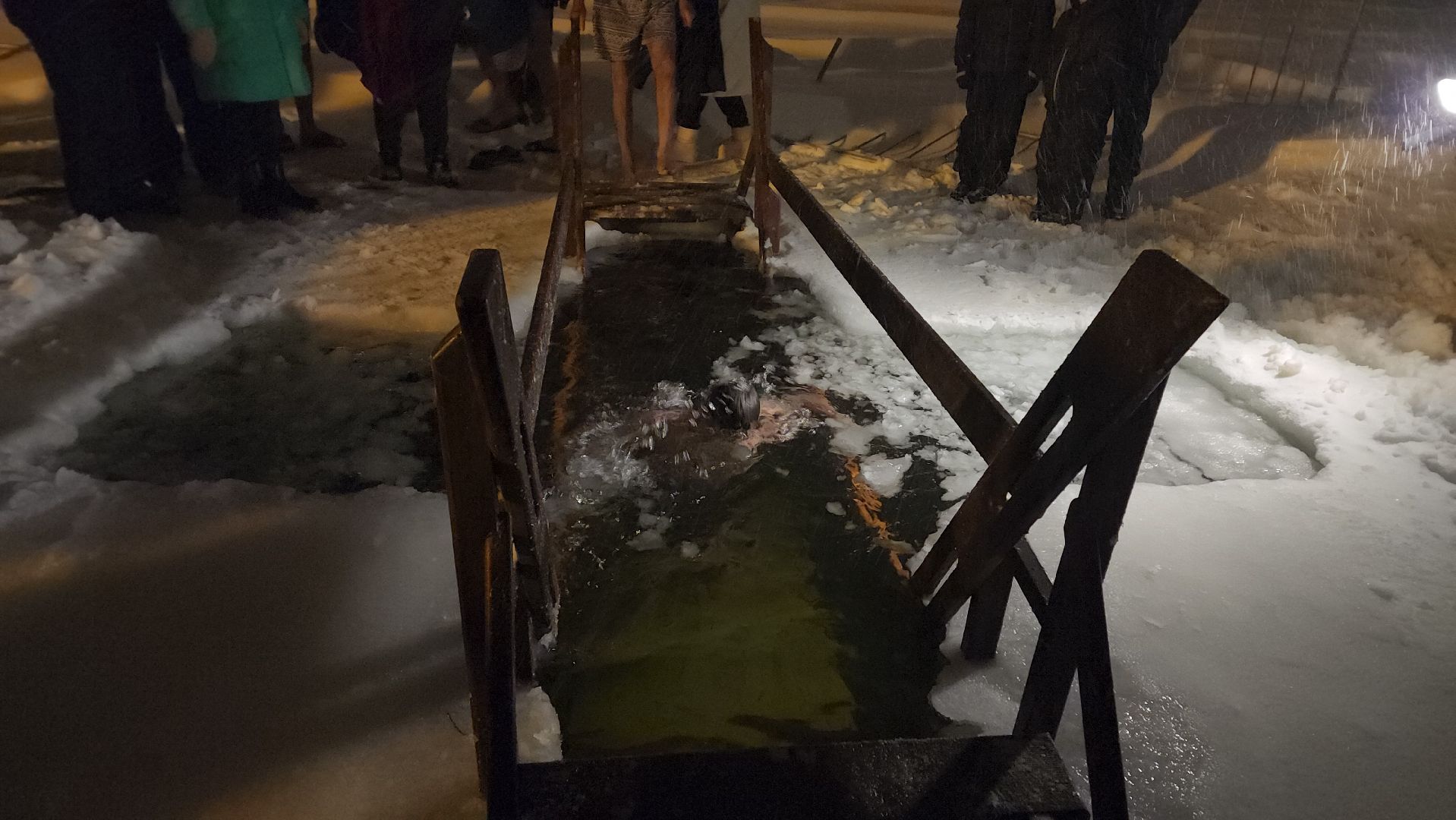 воскресенск, крещение господне, жители, иордань,