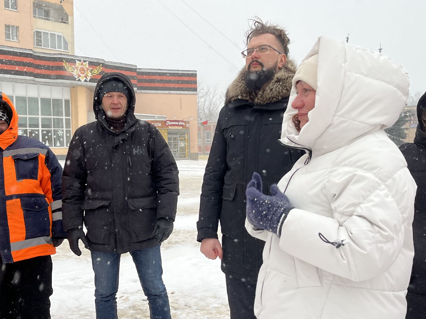 наро-фоминск, наро-фоминский городской округ, жкх, коммунальщики, добро, волонтеры подмосковья, акция,