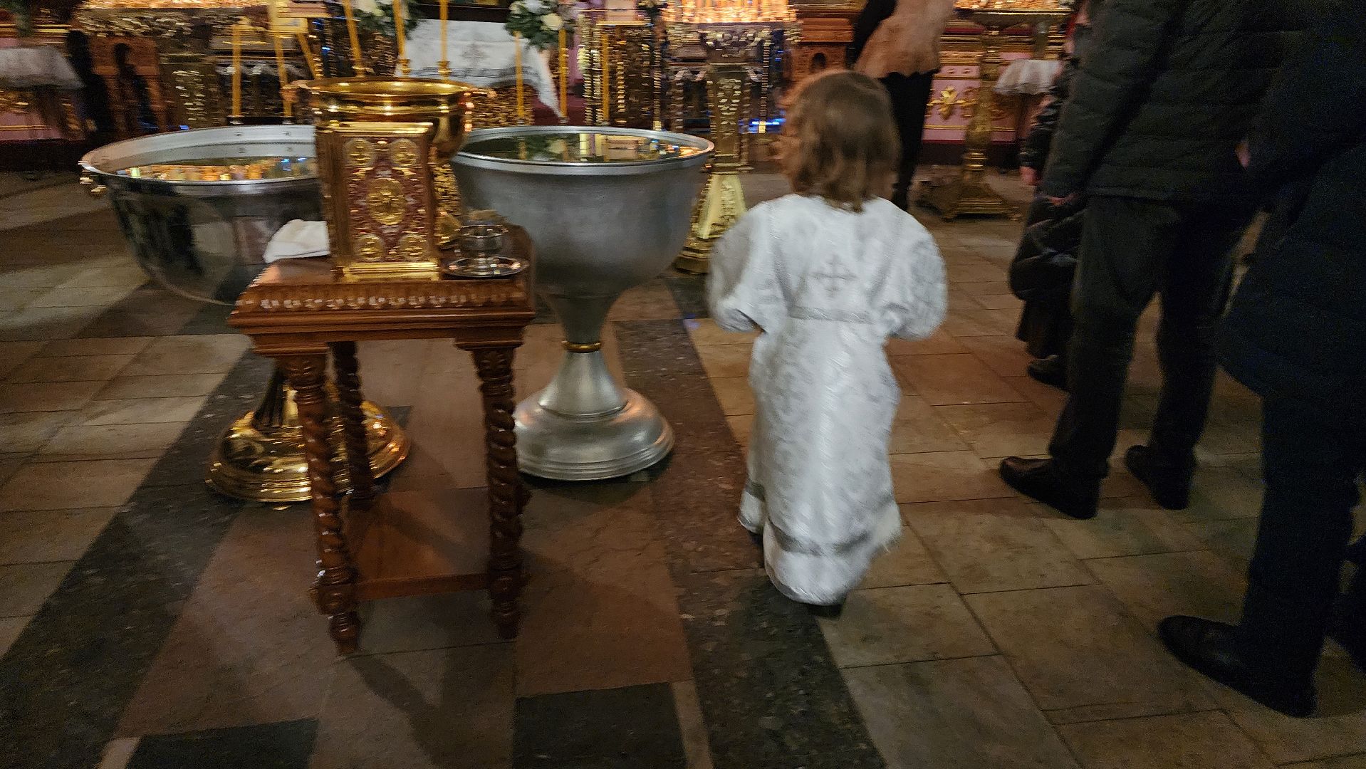 Подмосковье, Городской округ Пушкинский, Ивантеевка, Смоленской храм, крещение господне, служба,