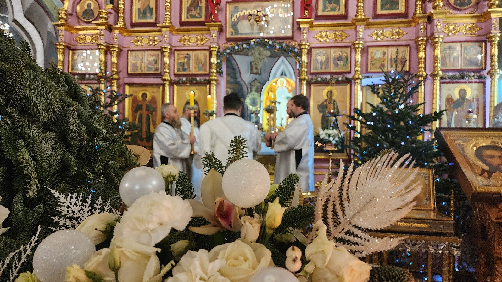 Подмосковье, Городской округ Пушкинский, Ивантеевка, Смоленской храм, крещение господне, служба,