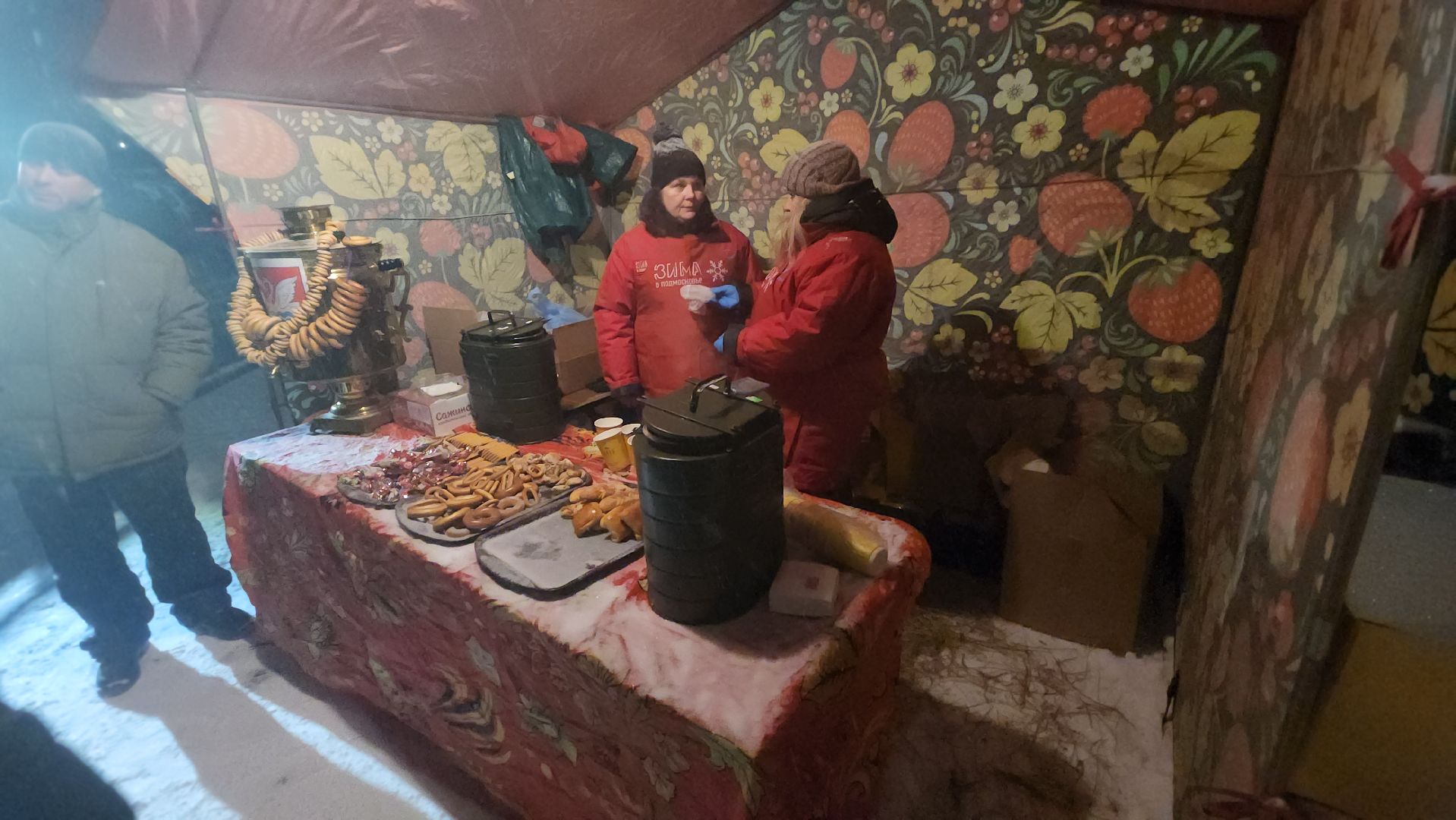 долгопрудный, крещение, купели, арка, ледяные фигуры,