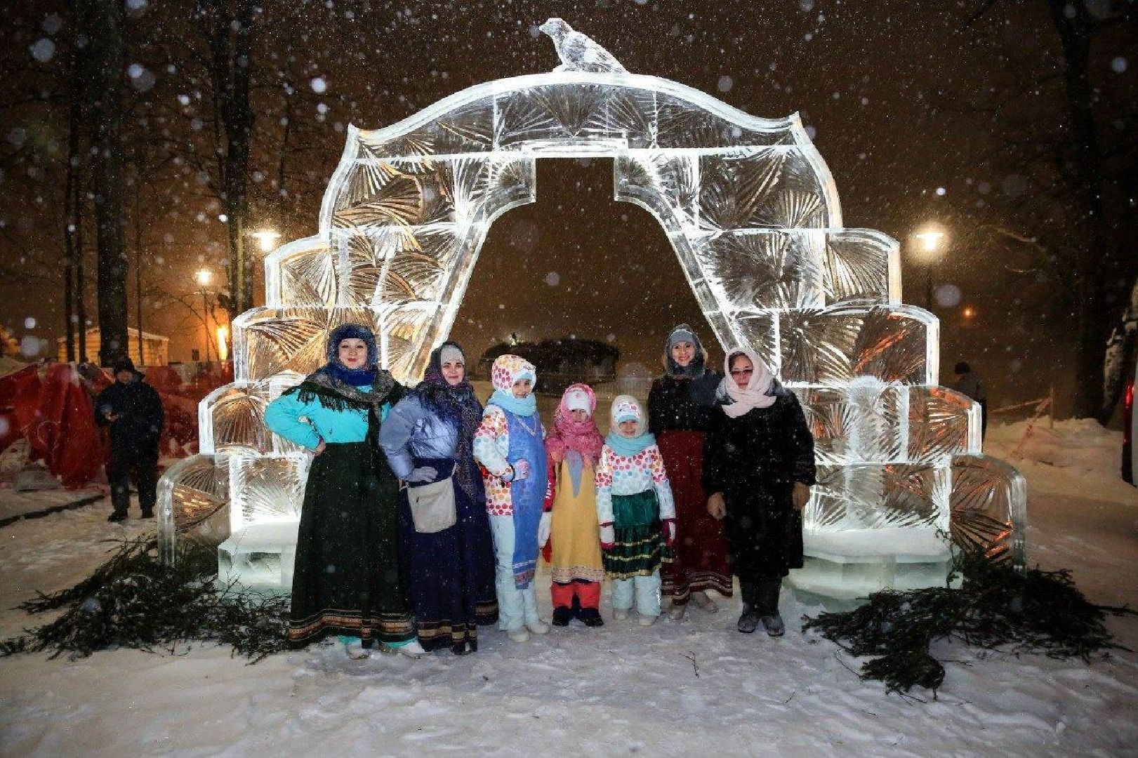 долгопрудный, крещение, купели, арка, ледяные фигуры,