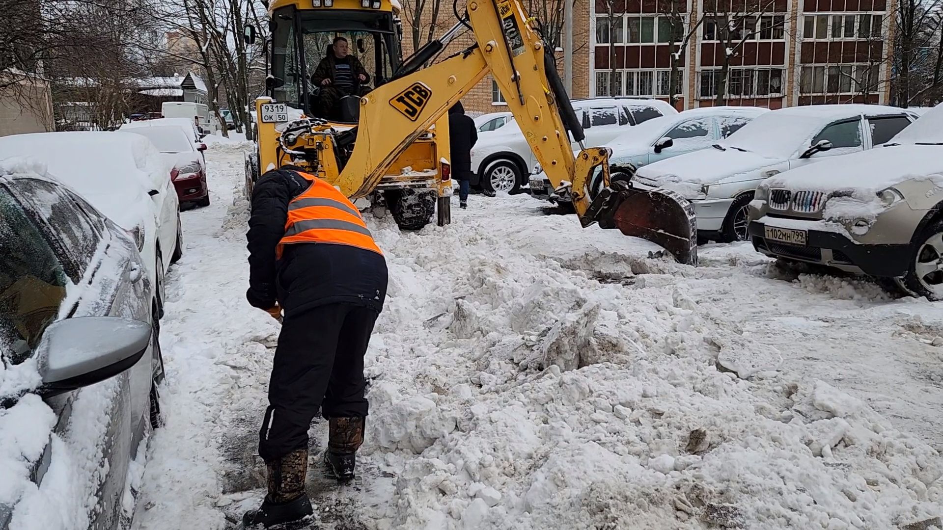 Одинцово, снег, снегопад, уборка, уборка дворов, очистка дорог, метель, густ,