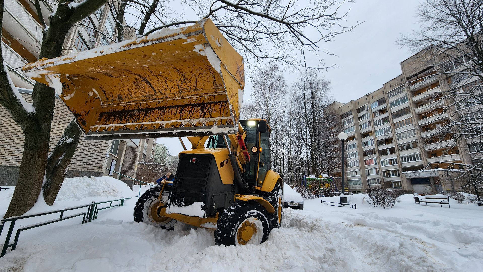 снег, уборка дворов, уборка дорог, протвино, коммунальная техника,