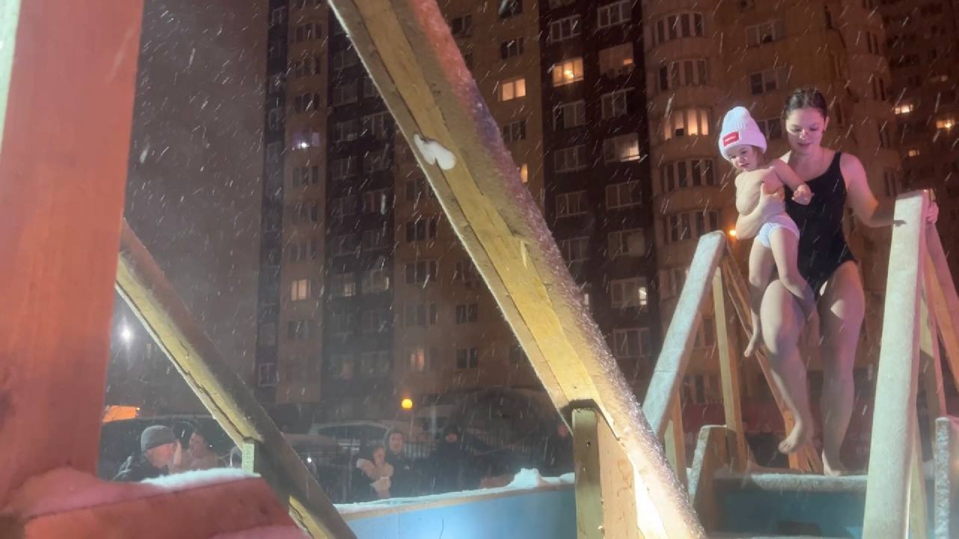 химки, крещение господне, крещенские купания, купели, общество, праздник,