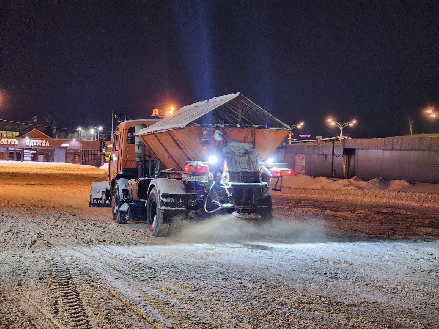 можайск, можайской городской округ, подмосковье, снег, уборка снега, метель, снежные завалы, ЖКХ, спецтехника, коммунальные службы,