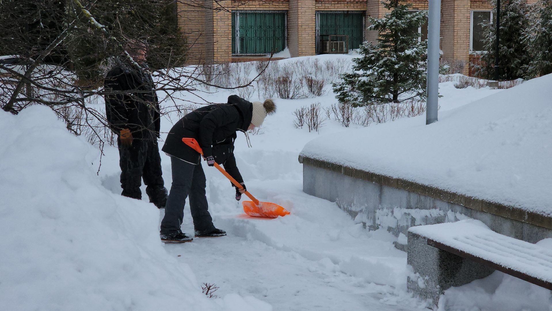 кашира,снегопад, уборка улиц, жкх, техника, тракторы, вывоз снега,