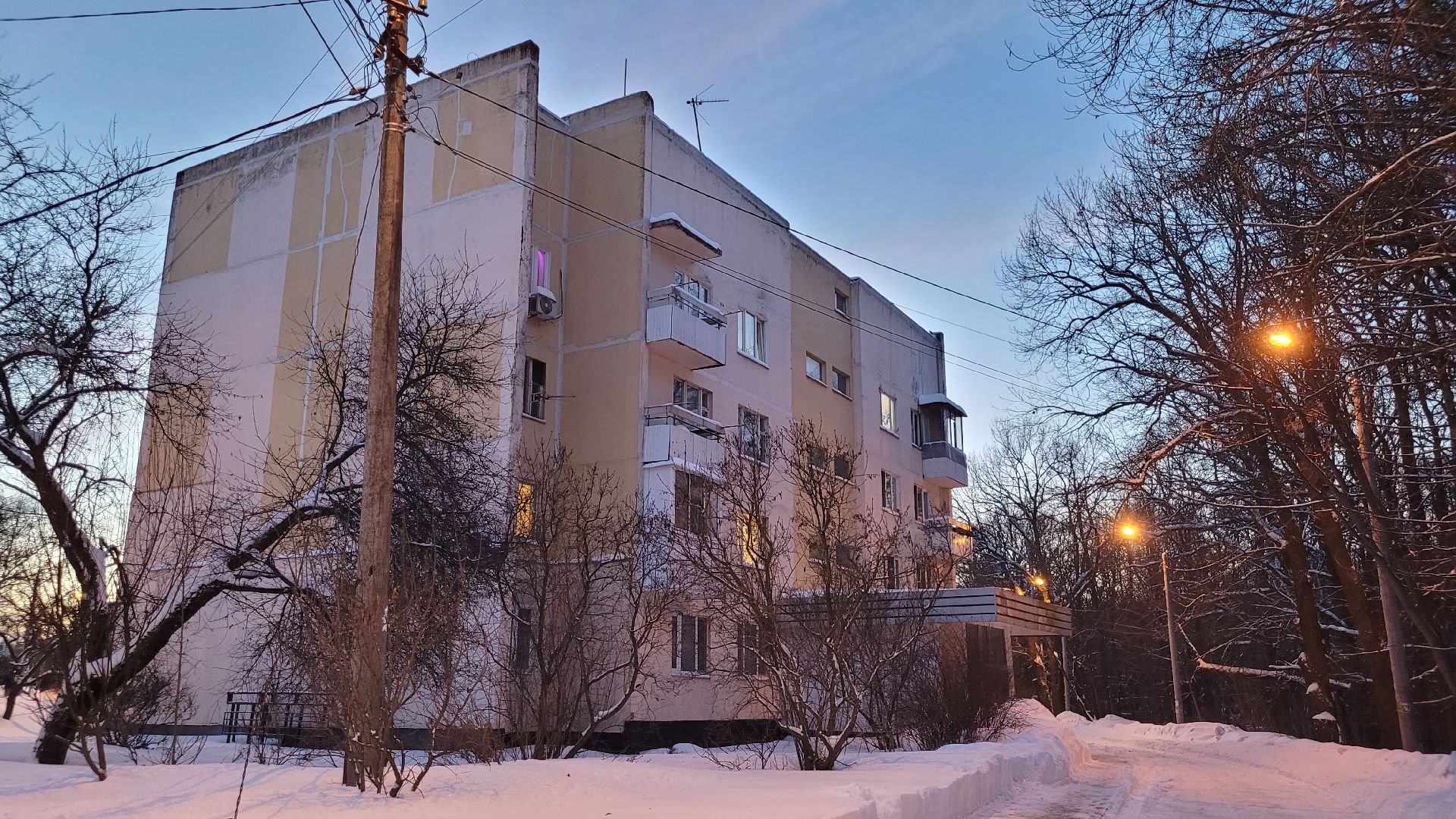 жкх подмосковье, уборка дворов, контейнерная площадка, горки ленинские,