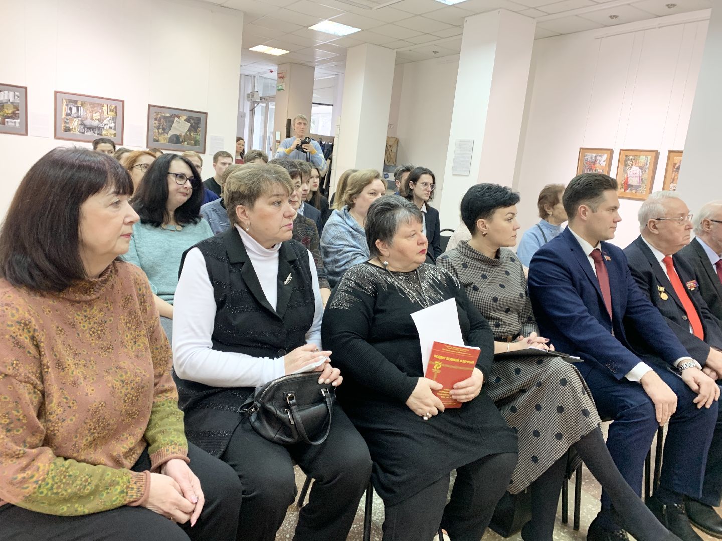 Балашиха, Подмосковье, Выставки, Картинная галерея Балашихи, Культура, История, Блокада Ленинграда, Юрий Кнутов, Музеи, Память,