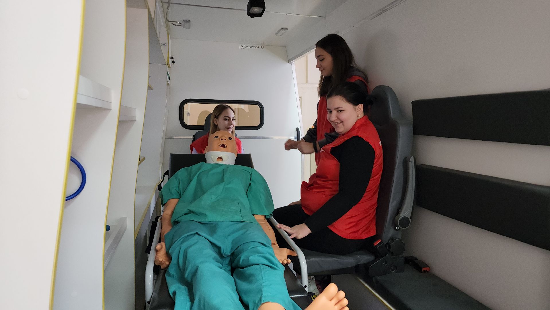 медицинский колледж, серпухов, интерактивный стол, образование, учебное оборудование,