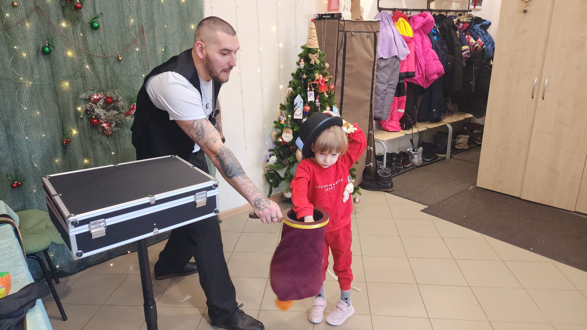 сво, шатура, фокусник, иллюзия обмана, иллюзионист, фокусы,