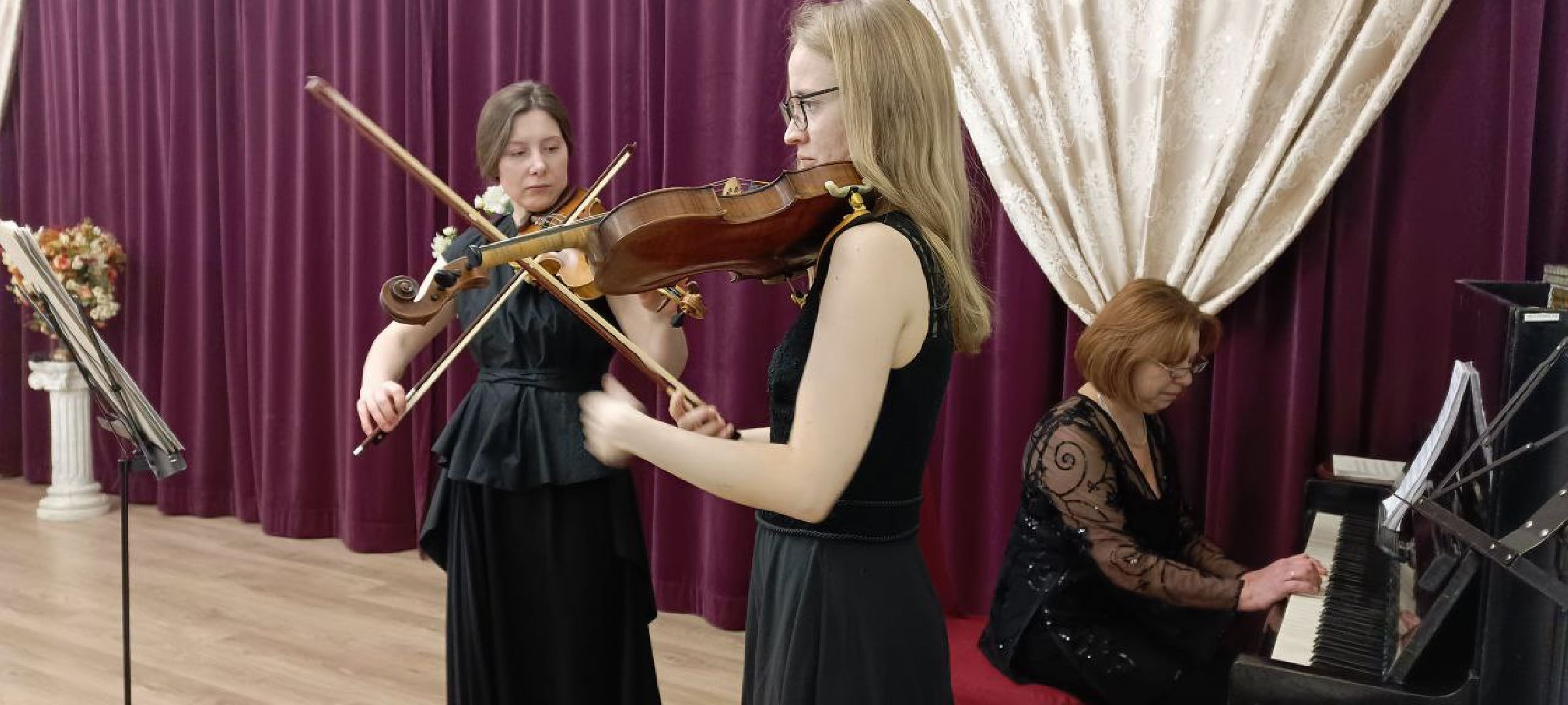 Дмитров, МВК на Загорской, Русские сезоны в Дмитрове,