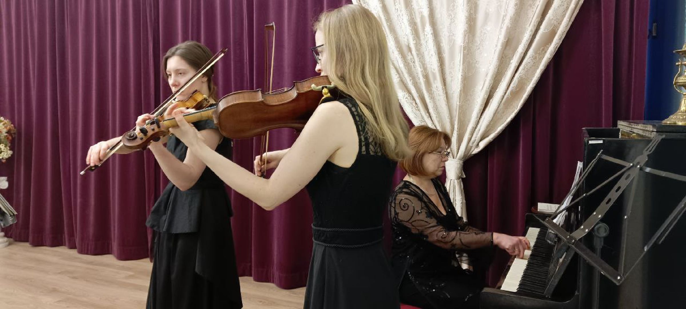 Дмитров, МВК на Загорской, Русские сезоны в Дмитрове,