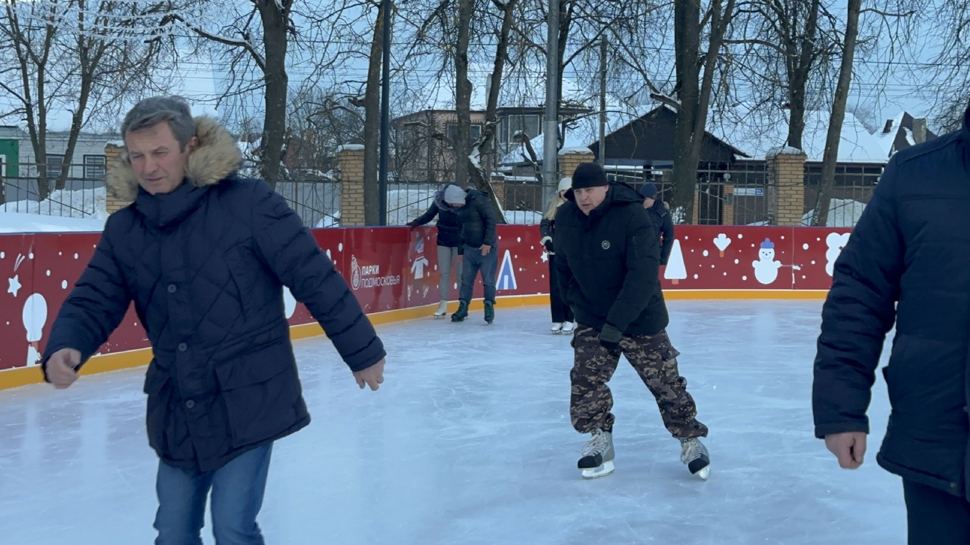 Новый каток, зима в подмосковье, наро-фоминск,