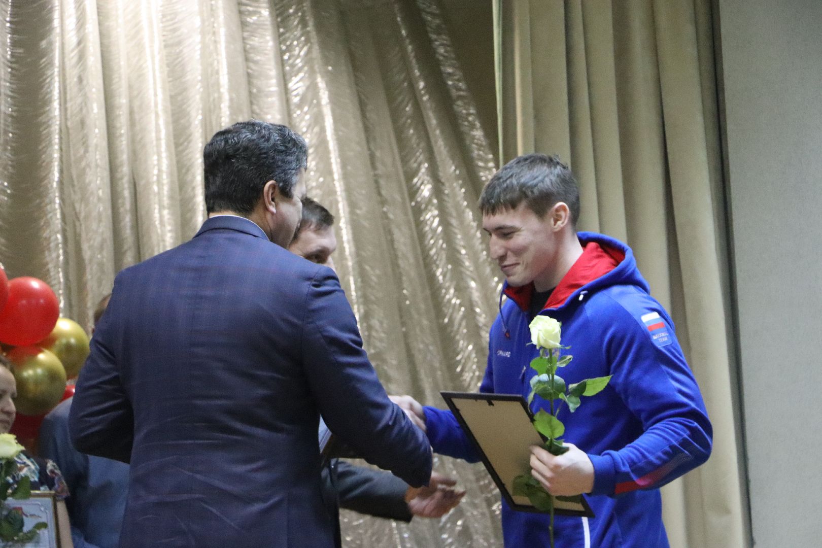 серебряные пруды, подмосковье, дети, школа, ученики, стипендия главы, деньги, помощь, образование, школьная жизнь, школьники,