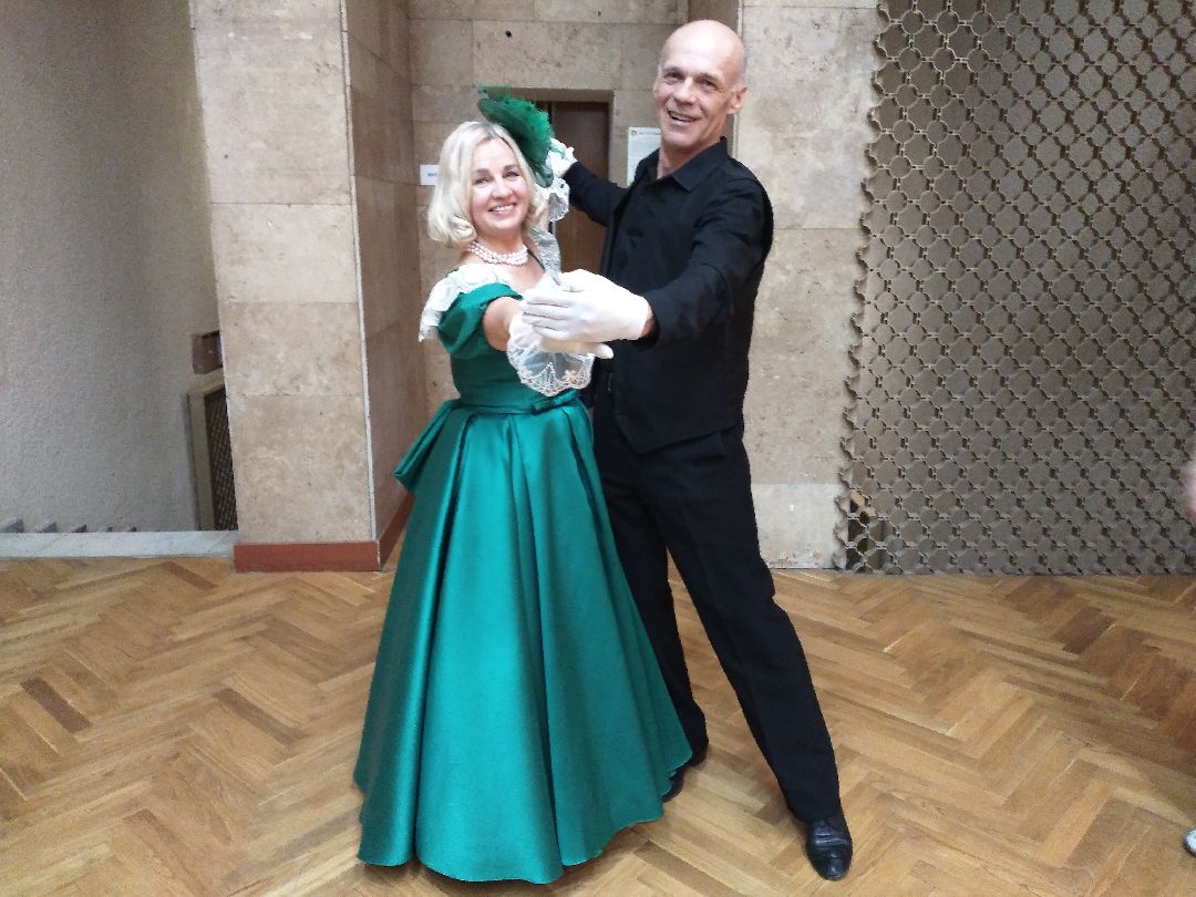 Лосино-Петровский, общество