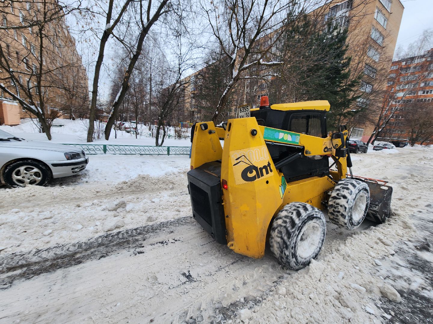 долгопрудный, трактор, погрузчик, мбу благоустройство,