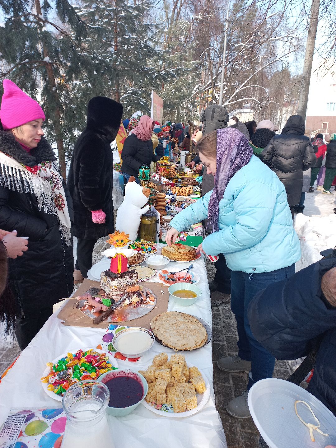 Раменское, общество