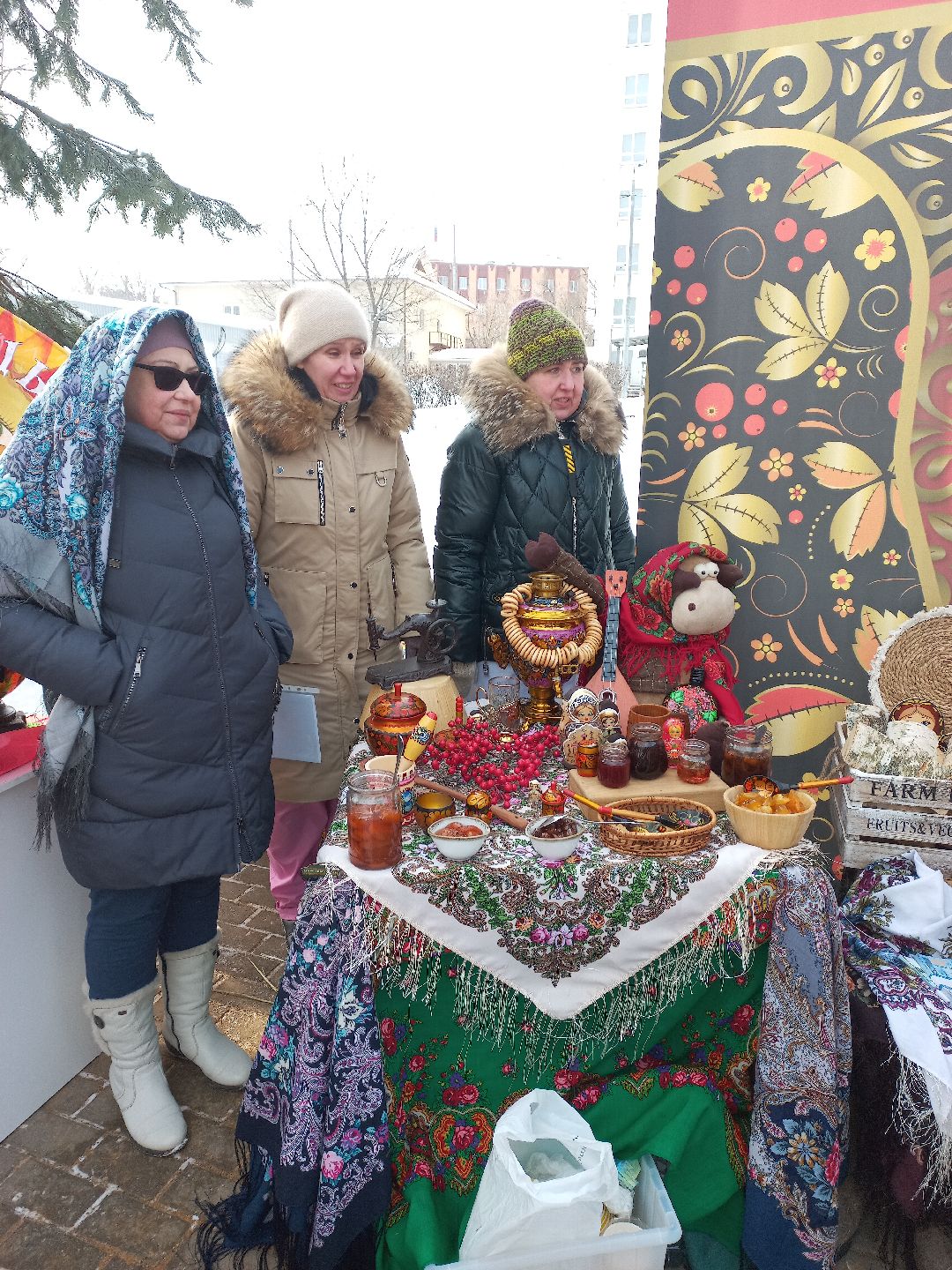 Раменское, общество