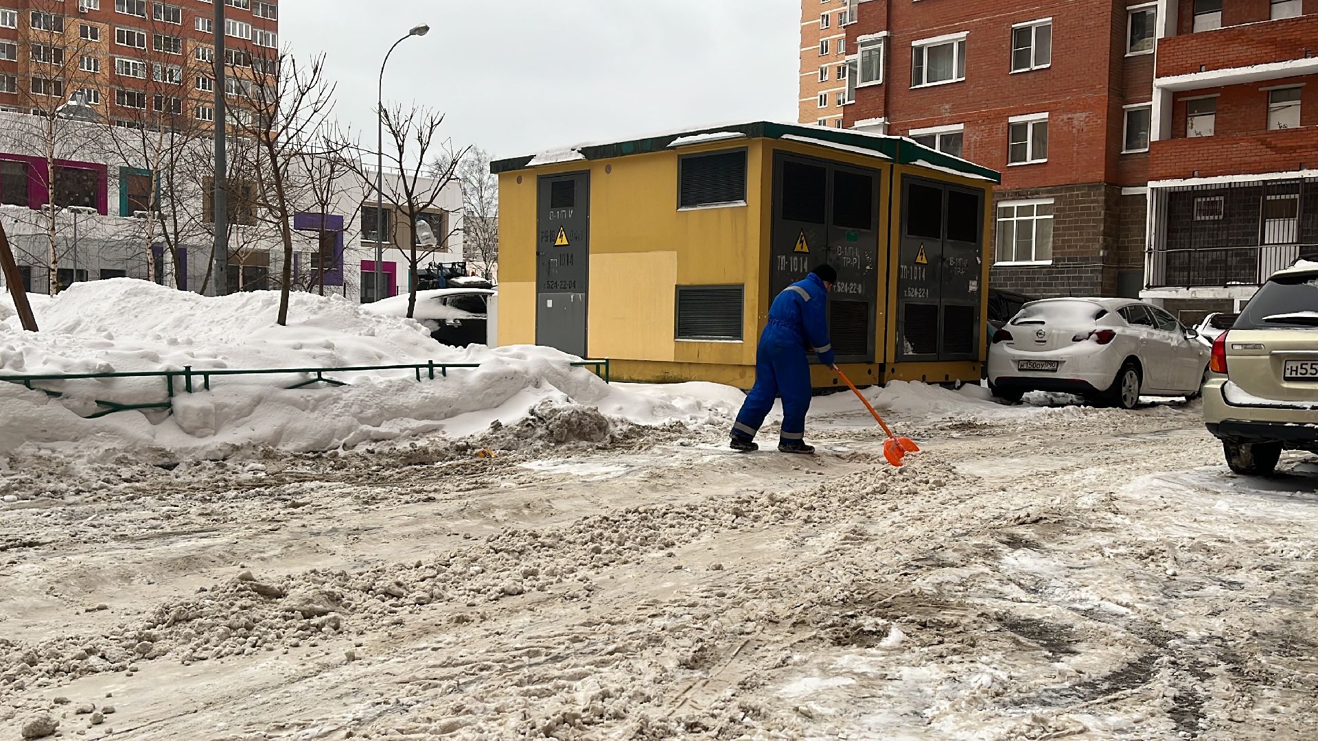 снегопад, уборка, уборка дворов,