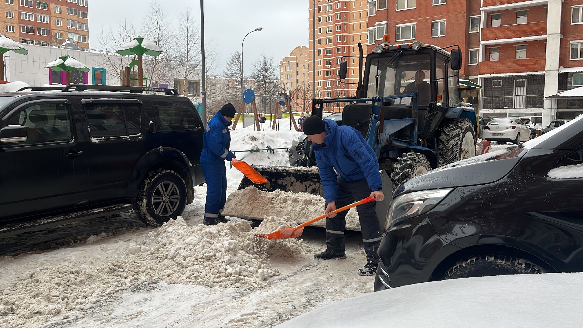снегопад, уборка, уборка дворов,