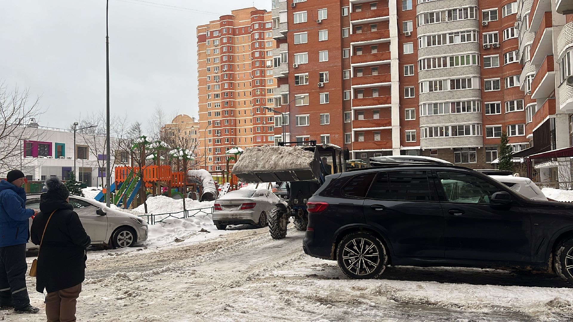 снегопад, уборка, уборка дворов,