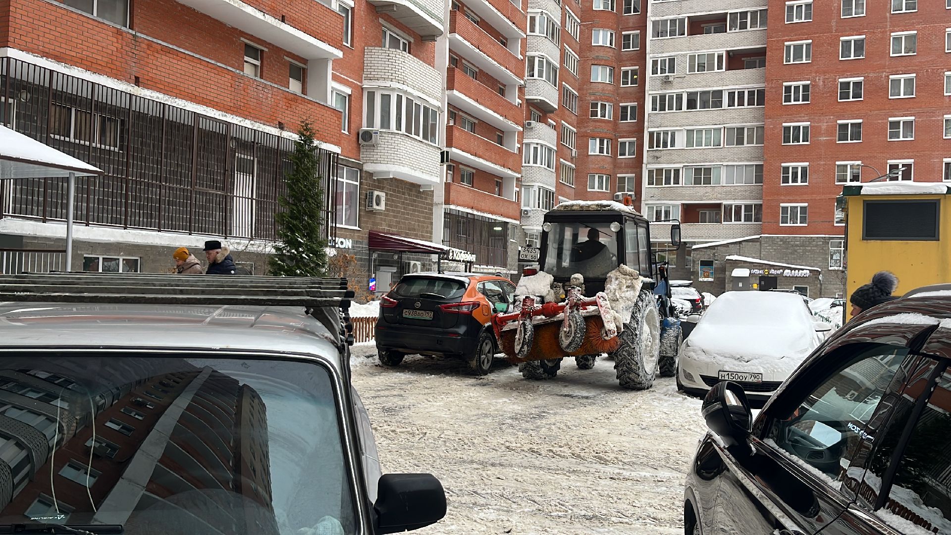 снегопад, уборка, уборка дворов,