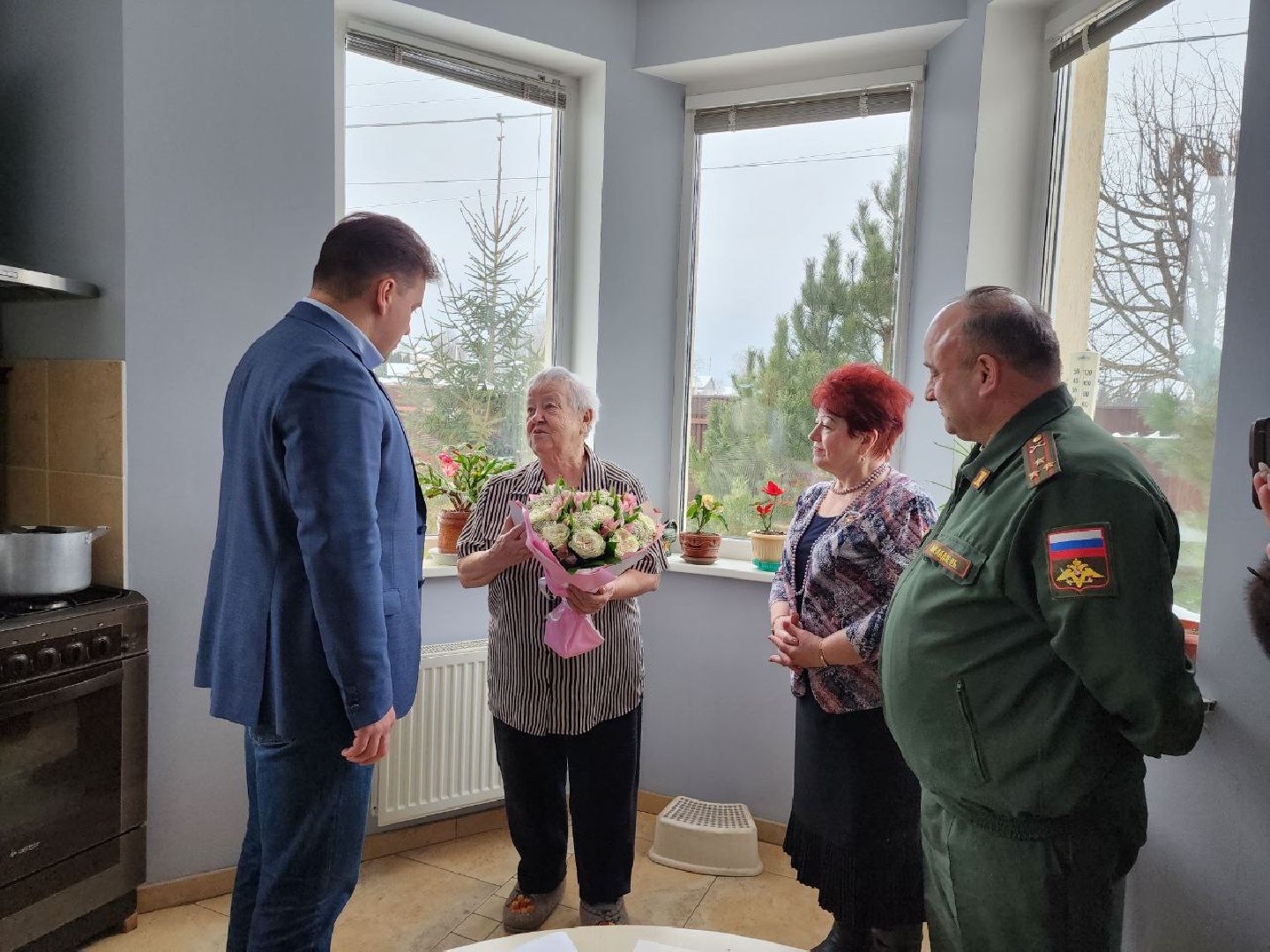 можайск, можайский городской округ, подмосковье, блокадники, юбилейные медали, глава, поздравил, Ленинград, блокада Ленинграда,